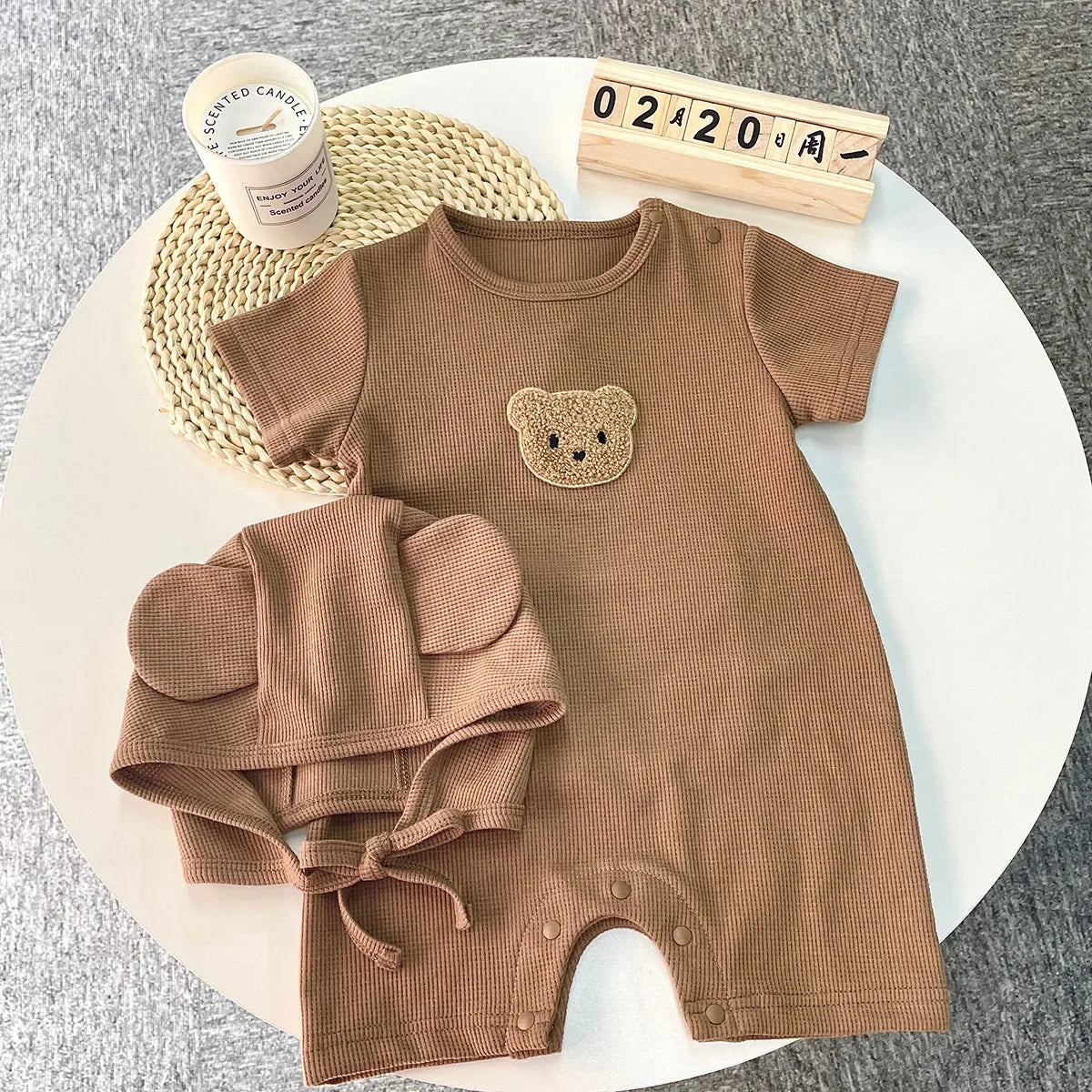 Waflowy romper z misiem